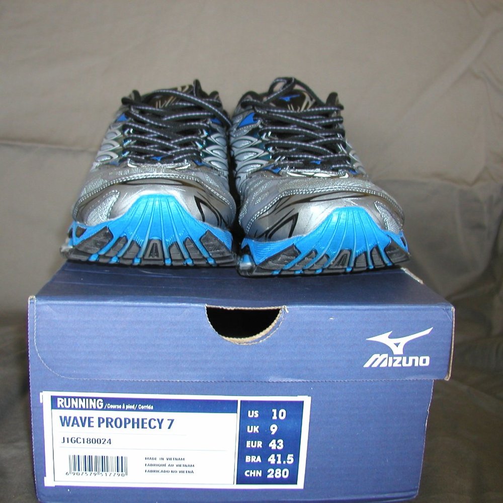Mizuno Wave Prophecy 7